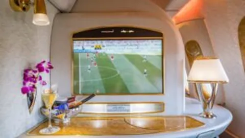 孔塞桑坦诚：教练难免犯错，我亦在其中